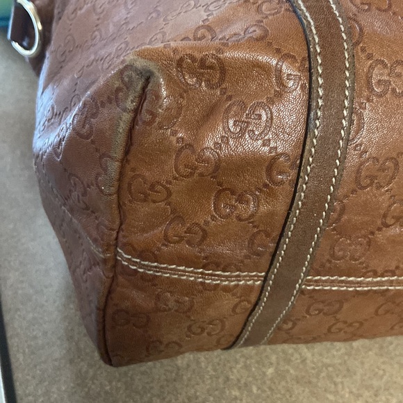 Gucci Guccissima Leather Tote - Picture 11 of 16